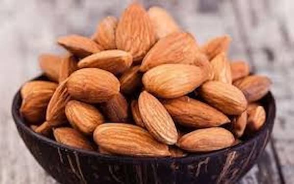 تصویر 3 از خرید بادام درختی + قیمت فروش استثنایی